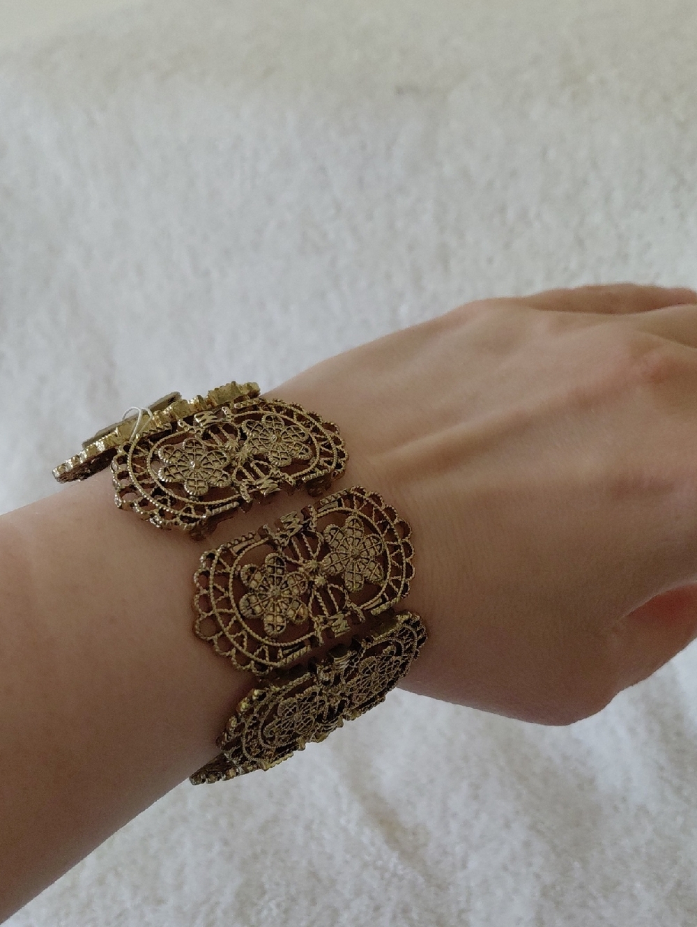 Gold Filigree Link Bracelet - Women Jewelry